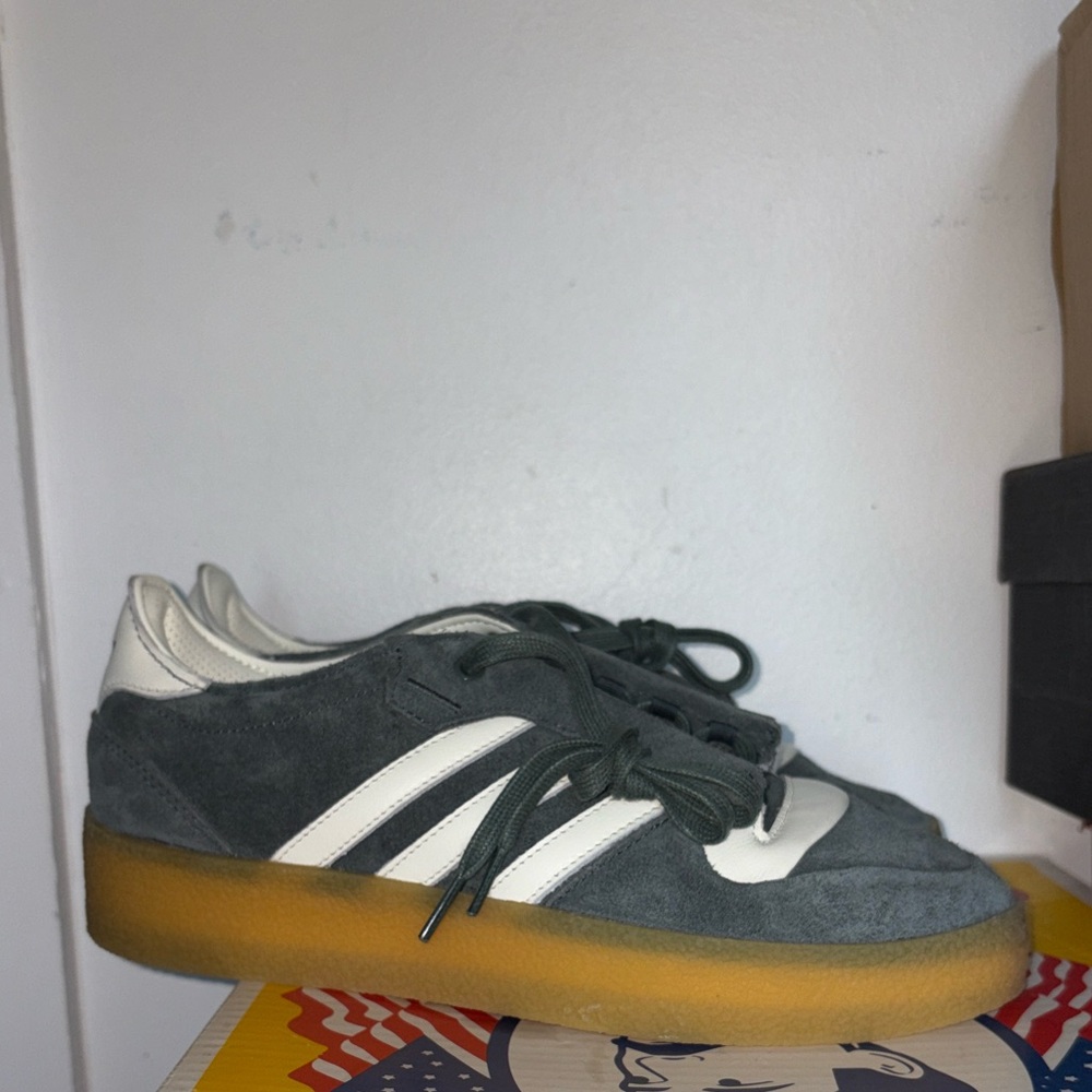 Adidas Gray and White unisex Sneakers men size 8/ women size 9